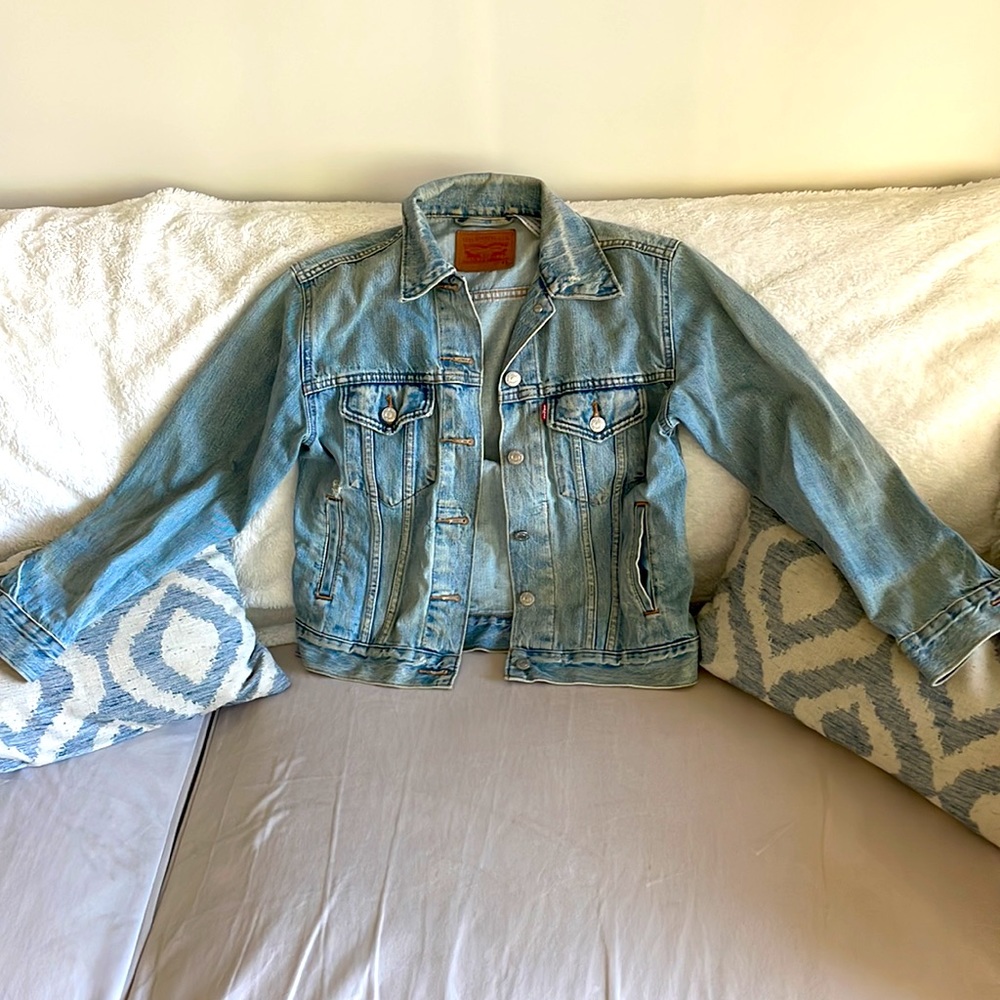 Levi’s denim jean jacket size xs